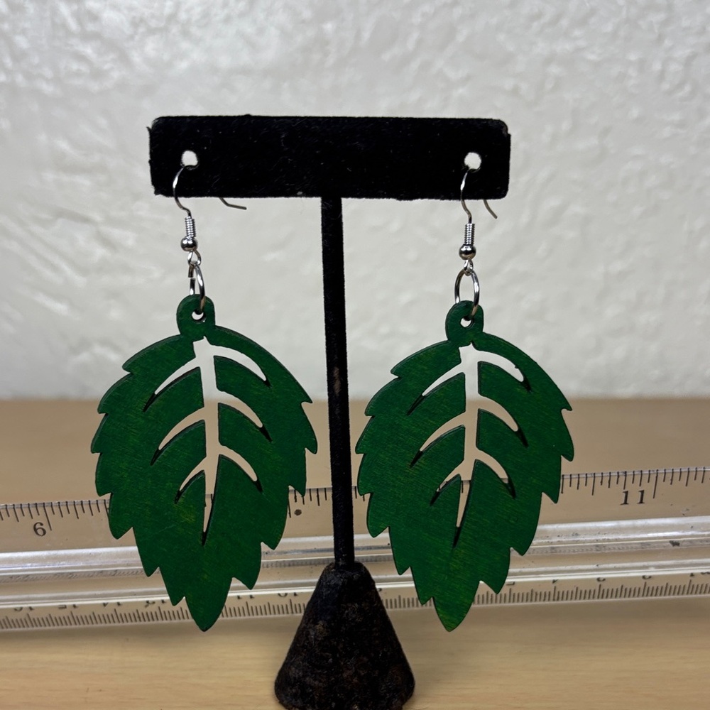 Green Leaf Dangle Earrings - Women Jewelry
